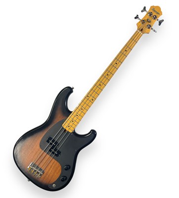 Lot 32 - IBANEZ ROADSTAR II BASS GUITAR.