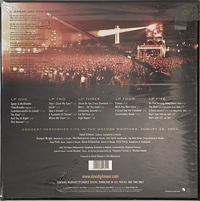 Lot 280 - DAVID GILMOUR - LIVE IN GDANSK (5 x LP BOX SET - EMI 50999 2 35484 1 1)