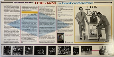 Lot 506 - THE JAM - SNAP! SIGNED LP.