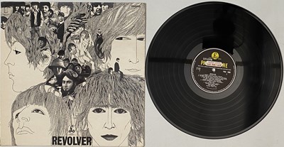 Lot 129 - THE BEATLES - REVOLVER LP (UK MONO FACTORY SAMPLE - PMC 7009)