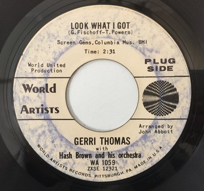 Lot 519 - GERRI THOMAS WITH HASH BROWN AND HIS ORCHESTRA - LOOK WHAT I GOT C/W IT COULD HAVE BEEN ME