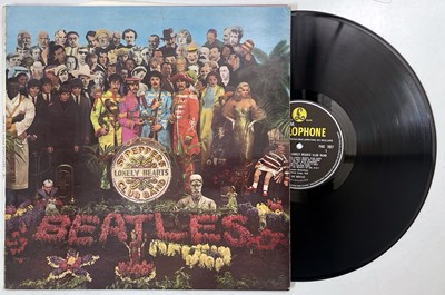 Lot 148 - THE BEATLES - SGT PEPPERS LP (UK FOURTH PROOF - PMC 7027)