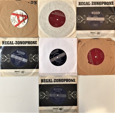 Lot 266 - REGAL ZONOPHONE - 7" COLLECTION