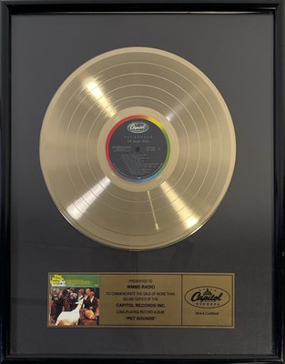 Lot 364 - THE BEACH BOYS - PET SOUNDS DISC AWARD. 241AW0-001