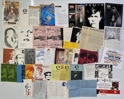 Lot 474 - DAVID BOWIE - FAN CLUB MEMORABILIA / NEWSLETTERS / BOWIE ZINES.