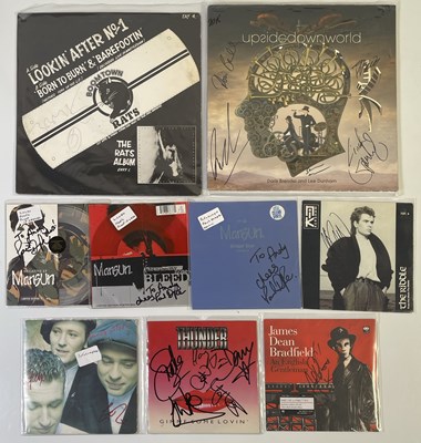 Lot 305 - SIGNED RECORD COLLECTION INC MANSUN.