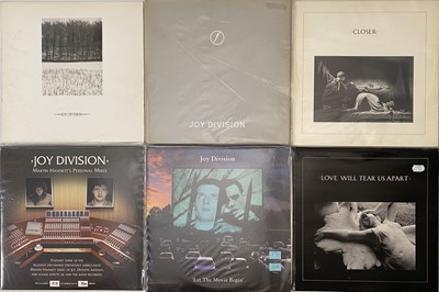 Lot 40 - JOY DIVISION/ NEW ORDER - LP /12" PACK