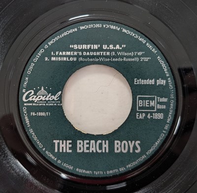 Lot 100 - THE BEACH BOYS - SURFIN' USA 7" EP (RARE ITALIAN PRESS - EAP 4-1890)