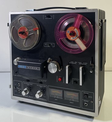 Lot 24 - AKAI 1721L REEL-TO-REEL RECORDER.