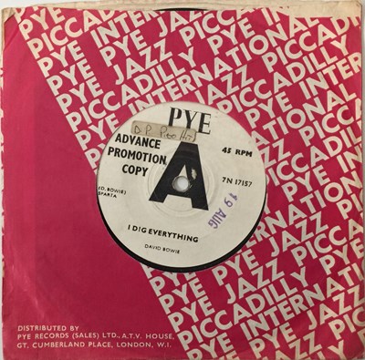 Lot 95 - DAVID BOWIE - I DIG EVERYTHING 7" (ORIGINAL UK PROMO - PYE 7N 17157)