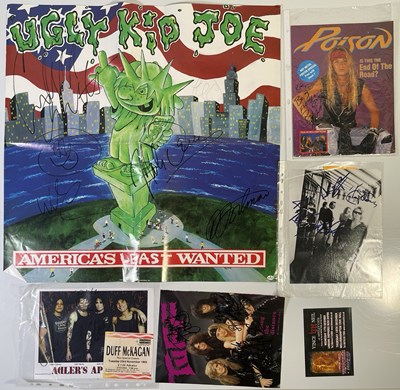 Lot 2420334 - HARD ROCK / METAL AUTOGRAPHS INC DEF LEPPARD.