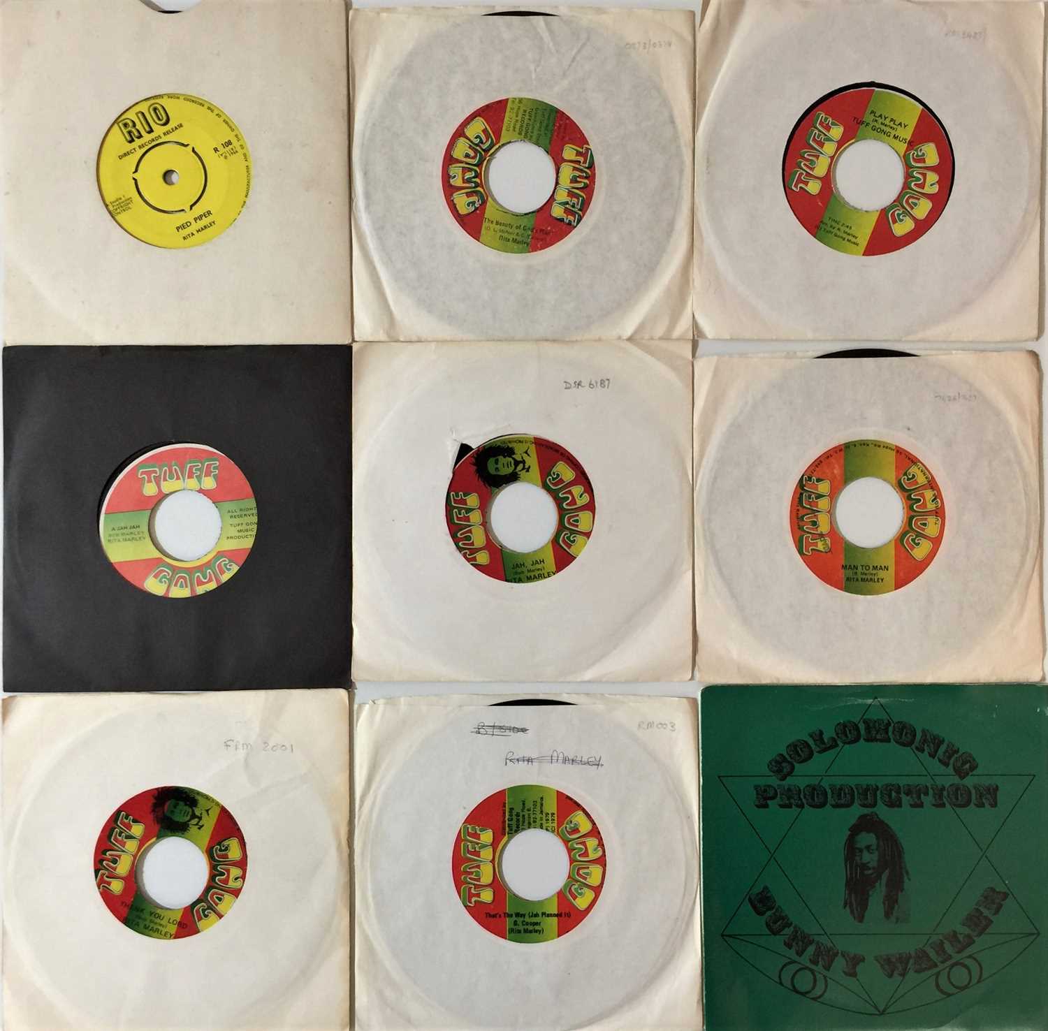 Lot 241 - WAILERS MEMBERS - 7'' COLLECTION