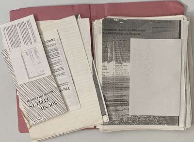 Lot 1070 - LIBRARY - LP COLLECTION (INC MEMORABILIA)