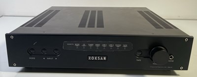 Lot 28 - ROKSAN KANDY KA-1 MKIII AMPLIFIER.