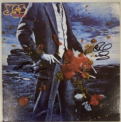 Lot 182 - YES AND RELATED SIGNED LPS.