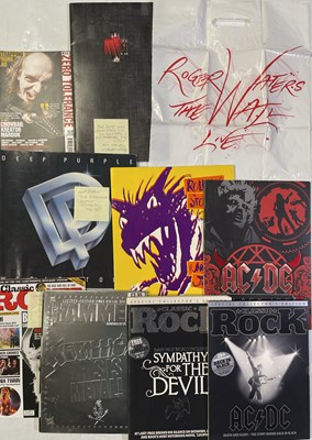 Lot 111 - PROGRAMME COLLECTION INC PAUL RODGERS SIGNED.