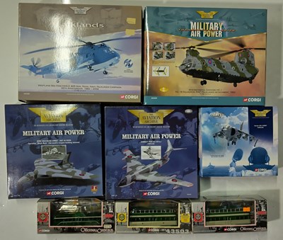 Lot 32 - CORGI MODELS INC AVIATION.