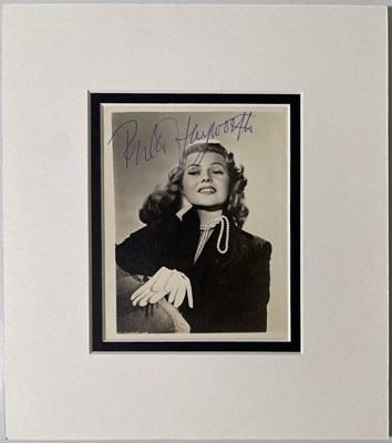 Lot 146 - RITA HAYWORTH - SIGNED IMAGE.