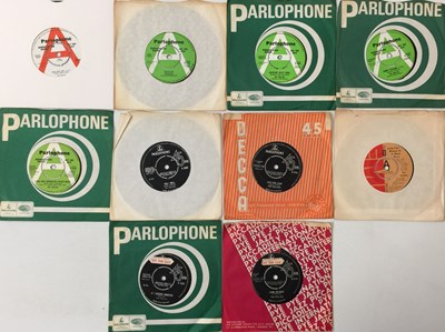 Lot 288 - THE HOLLIES - 7" RARITIES PACK (INC DEMOS)