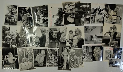 Lot 354 - JAYNE MANSFIELD - LARGE COLLECTION OF PRESS PHOTOGRAPHS. 243PH0-087