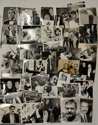 Lot 323 - SEAN CONNERY - LARGE COLLECTION OF PRESS PHOTOGRAPHS.