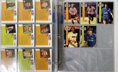 Lot 426 - FOOTBALL MEMORABILIA - CARD FOLDER SIGNED BY ENGLAND 1991 SQUAD.