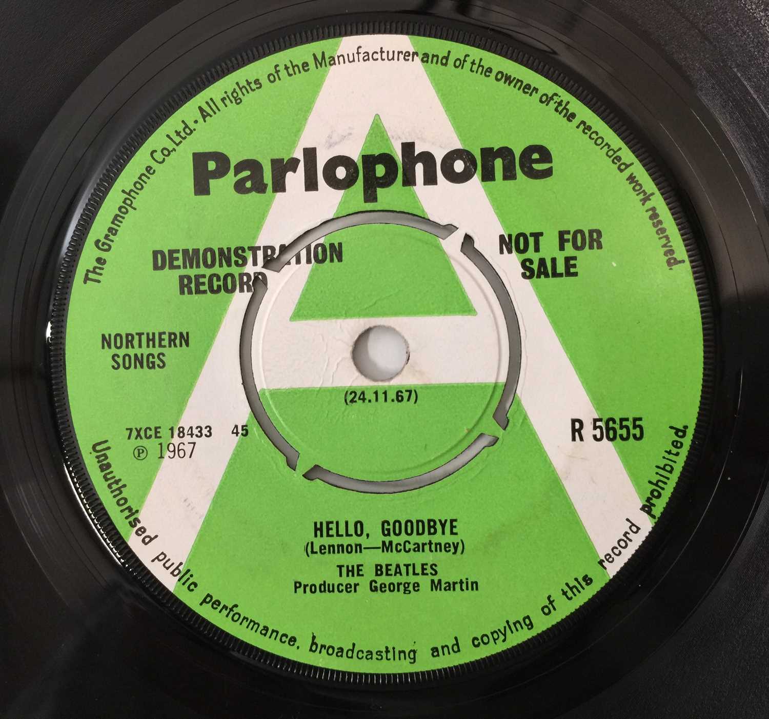 Lot 6 - THE BEATLES - HELLO, GOODBYE/ I AM THE WALRUS 7" (UK DEMO - PARLOPHONE - R5655)