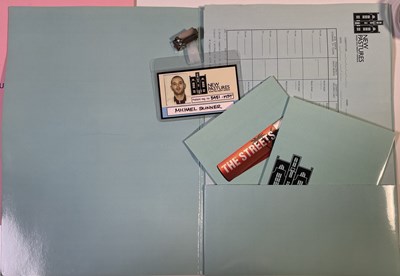 Lot 256 - PROMO AND PRESS KITS.