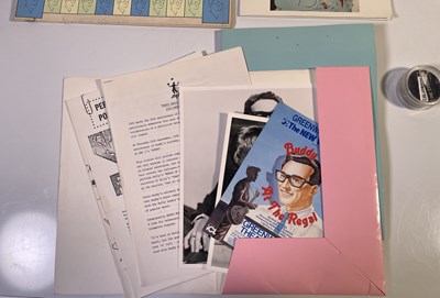 Lot 256 - PROMO AND PRESS KITS.