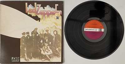 Lot 679 - LED ZEPPELIN - II LP (UK ORIGINAL - 'WRECK' LABEL - 588198)