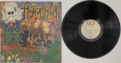 Lot 58 - THE FLYING KARPETS - FLYING KARPET LP (COLUMBIAN ORIGINAL - SON ART - LD-7025)