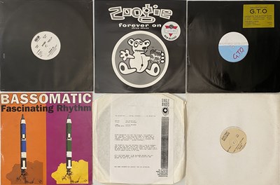 Lot 239 - RAVE / DANCE / HARDCORE 12" VINYL SINGLES