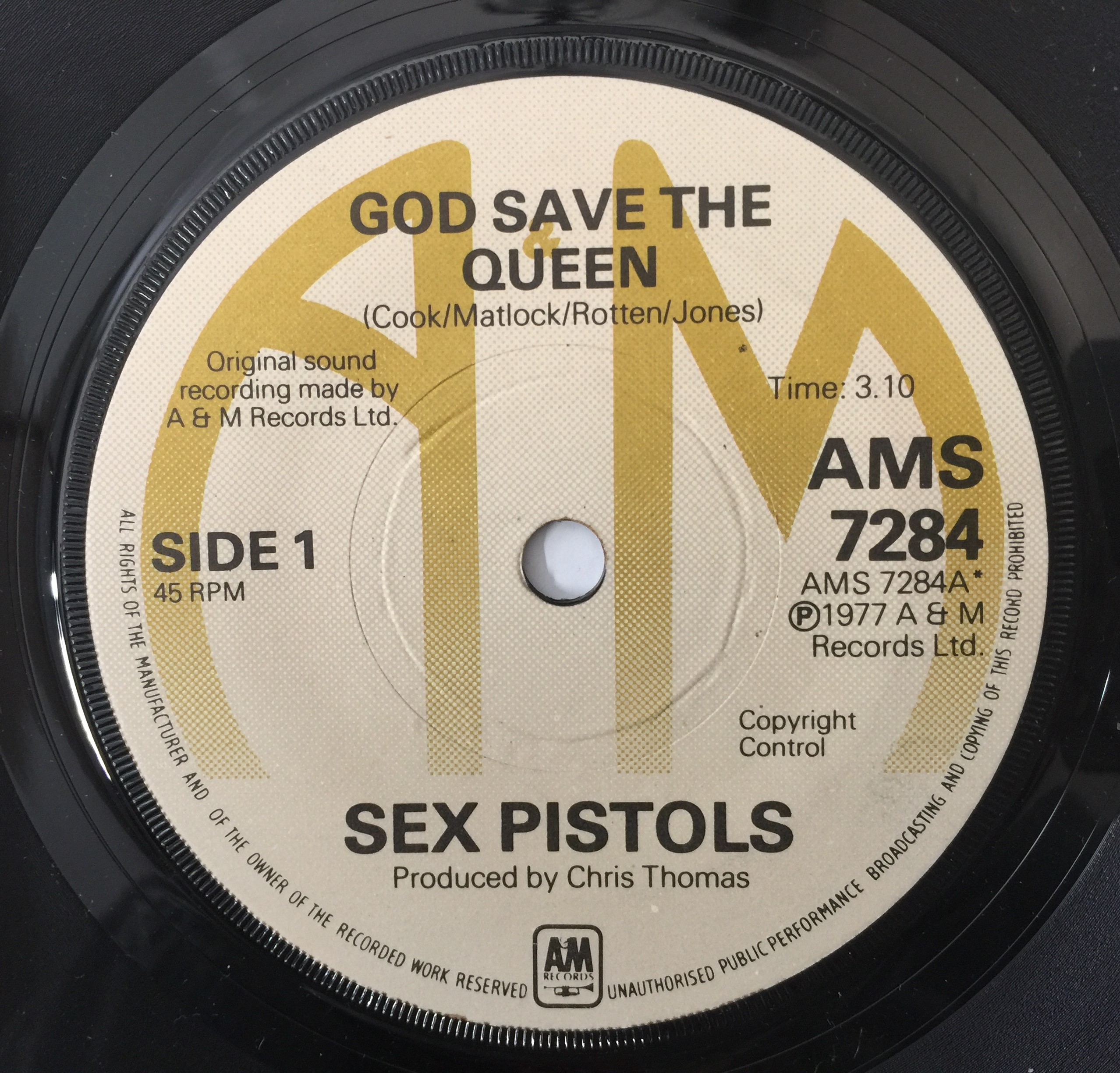 Lot 101 - SEX PISTOLS - GOD SAVE THE QUEEN 7