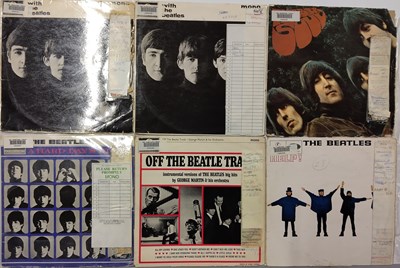 Lot 231 - THE BEATLES - LP PACK