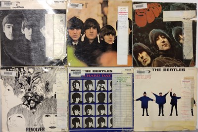 Lot 232 - THE BEATLES - LP PACK