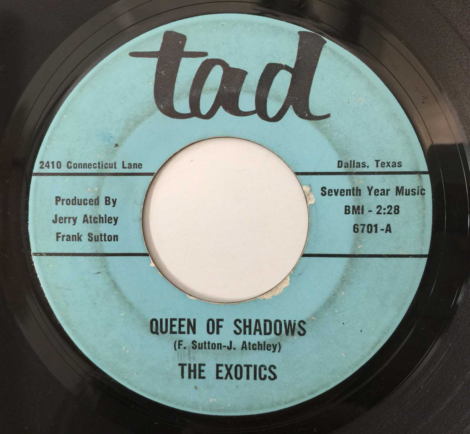 Lot 132 - THE EXOTICS - QUEEN OF SHADOWS C/W I WAS ALONE 7" (TAD 6701)