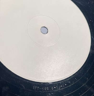 Lot 54 - THE SMITHS - SHEILA TAKE A BOW 12" (ORIGINAL UK WHITE LABEL TEST PRESSING - RTT 196)
