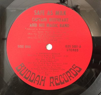 Lot 269 - CAPTAIN BEEFHEART AND HIS MAGIC BAND - SAFE AS MILK LP (BDS 5001 - US ORIGINAL - INC BUMPER STICKER)