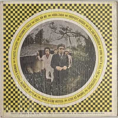 Lot 269 - CAPTAIN BEEFHEART AND HIS MAGIC BAND - SAFE AS MILK LP (BDS 5001 - US ORIGINAL - INC BUMPER STICKER)