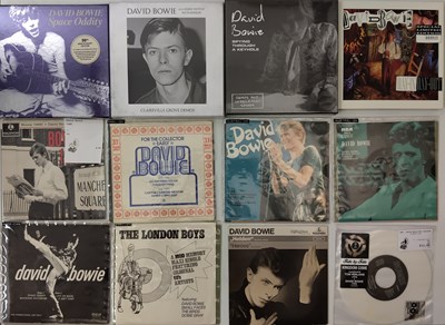 Lot 737 - BOWIE AND RELATED 7" COLLECTION