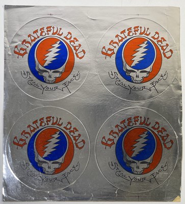 Lot 375 - GRATEFUL DEAD - BOOKLETS AND MEMORABILIA.