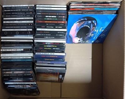 Lot 872 - PINK FLOYD AND QUEEN CD AND 7" COLLECTION