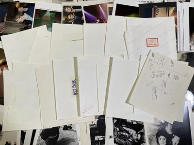 Lot 147 - BRITPOP AND INDIE - LARGE COLLECTION OF PRESS / PROMO PHOTOS.