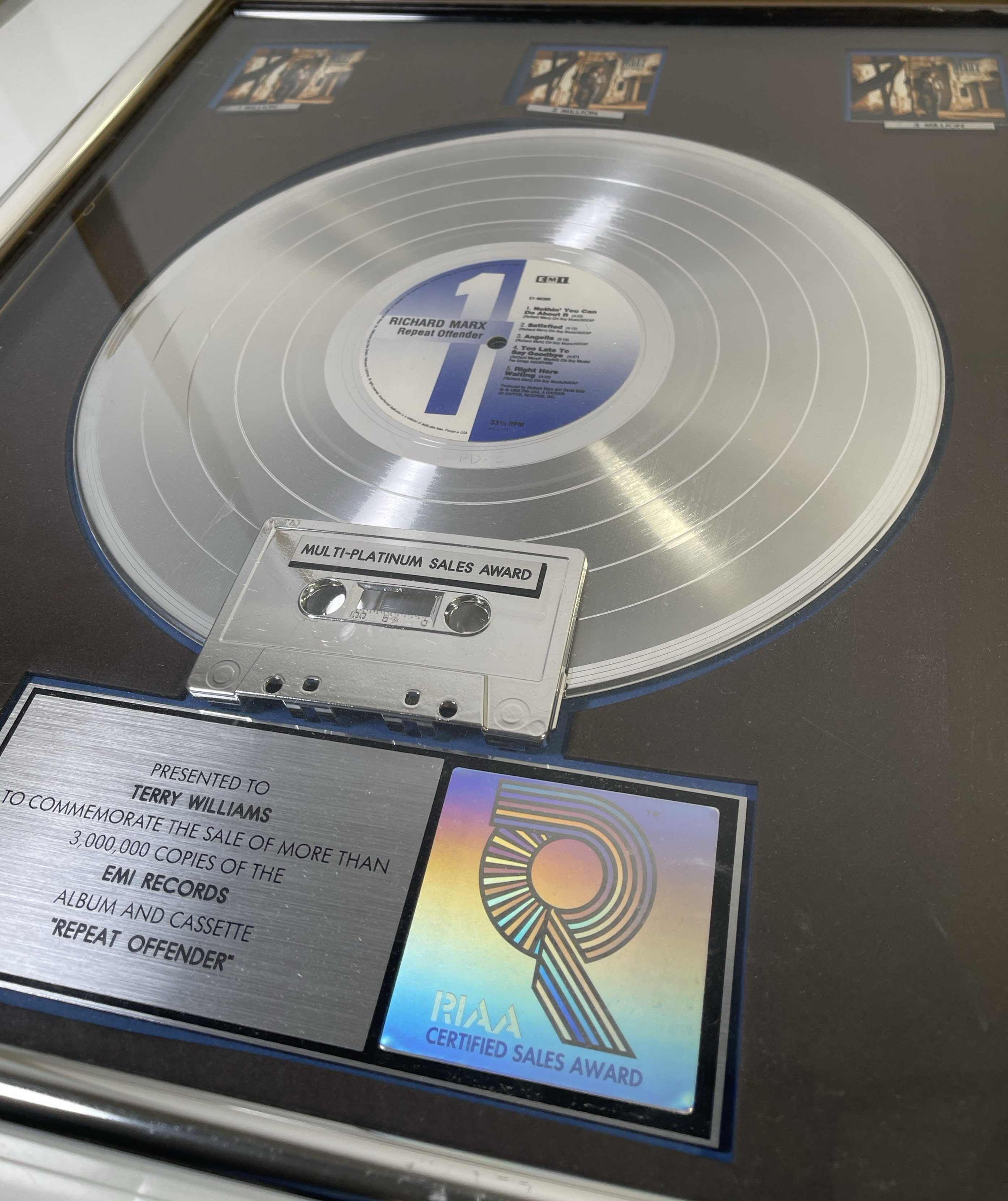 Lot 324 - RIAA MUSIC AWARDS - RICHARD MARX / CELINE