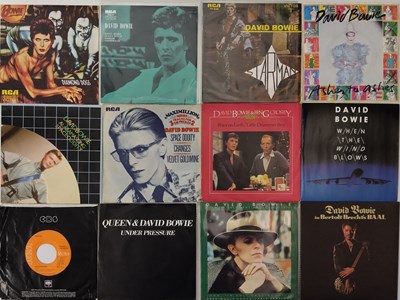 Lot 828 - BOWIE / GLAM - 7" COLLECTION