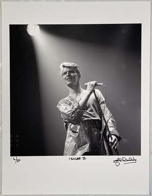 Lot 571 - DAVID BOWIE - LIMITED EDITION PHOTOGRAPHER SIGNED PRINT.