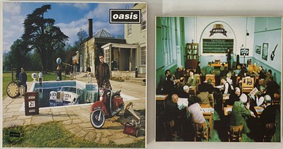 Lot 1136 - OASIS - THE MASTERPLAN 10" BOX SET/ BE HERE NOW CD BOX SET (WITH TICKET & PROGRAMME)