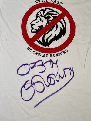 Lot 305 - BLACK SABBATH INTEREST -- OZZY OSBOURNE SIGNED CHARITY T-SHIRT.