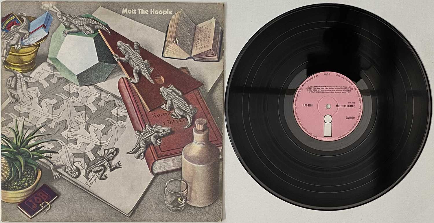 Lot 334 - MOTT THE HOOPLE - S/T LP (UK MISPRESS - PINK ISLAND - ILPS 9108)