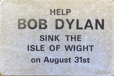 Lot 419 - BOB DYLAN ISLE OF WIGHT 1969 FLYER AND STICKER.